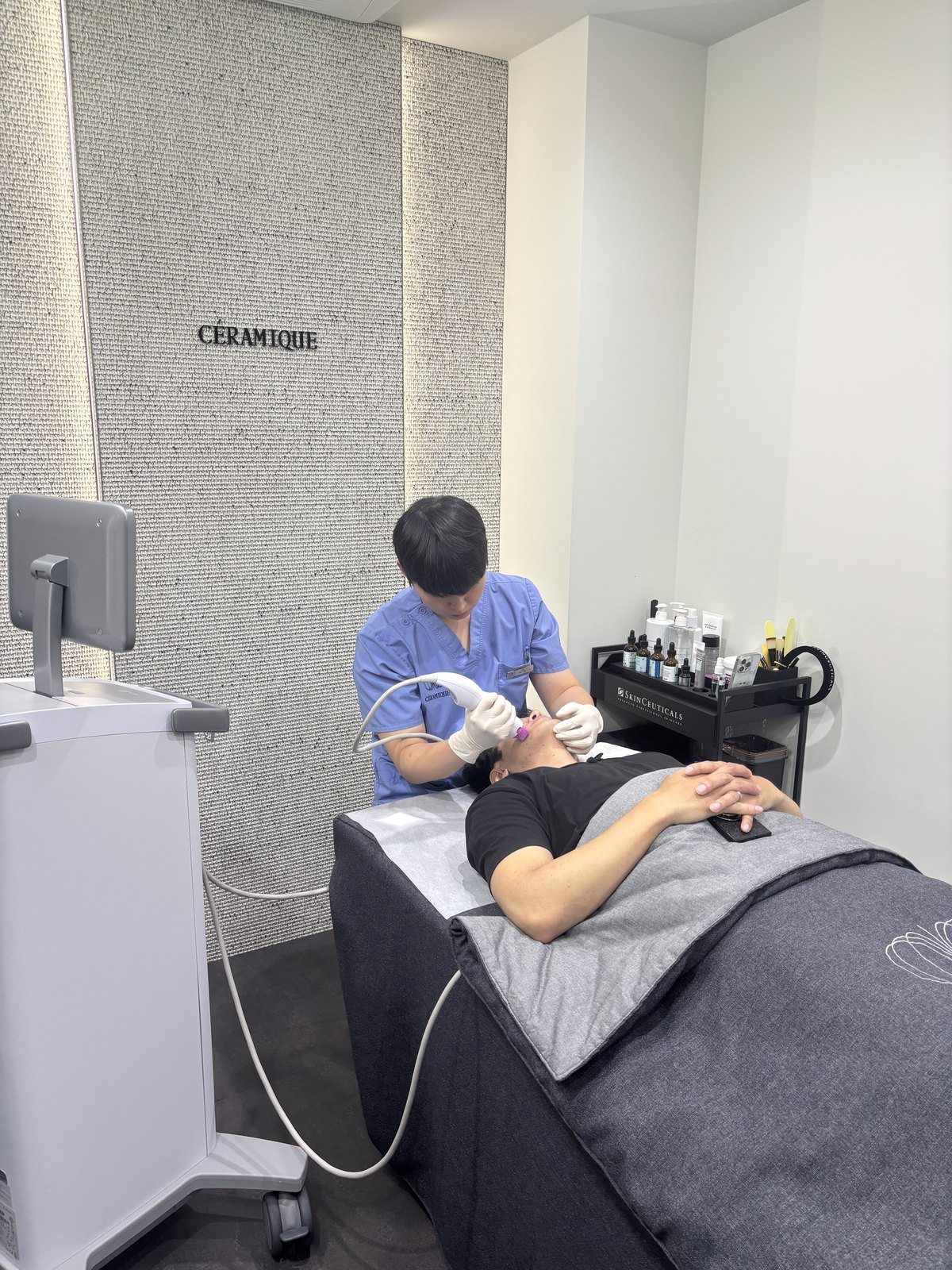 Tune Face at CERAMIQUE Clinic Gangnam